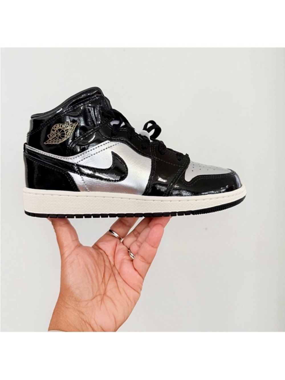 Nike Air Jordan 1 Mid SE Patent Leather Sneaker Black & Metallic Silver 5.5Y/ 7W